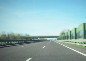 Iată cum poți evita bătăile de cap cauzate de către procesul de închiriere a autovehiculului